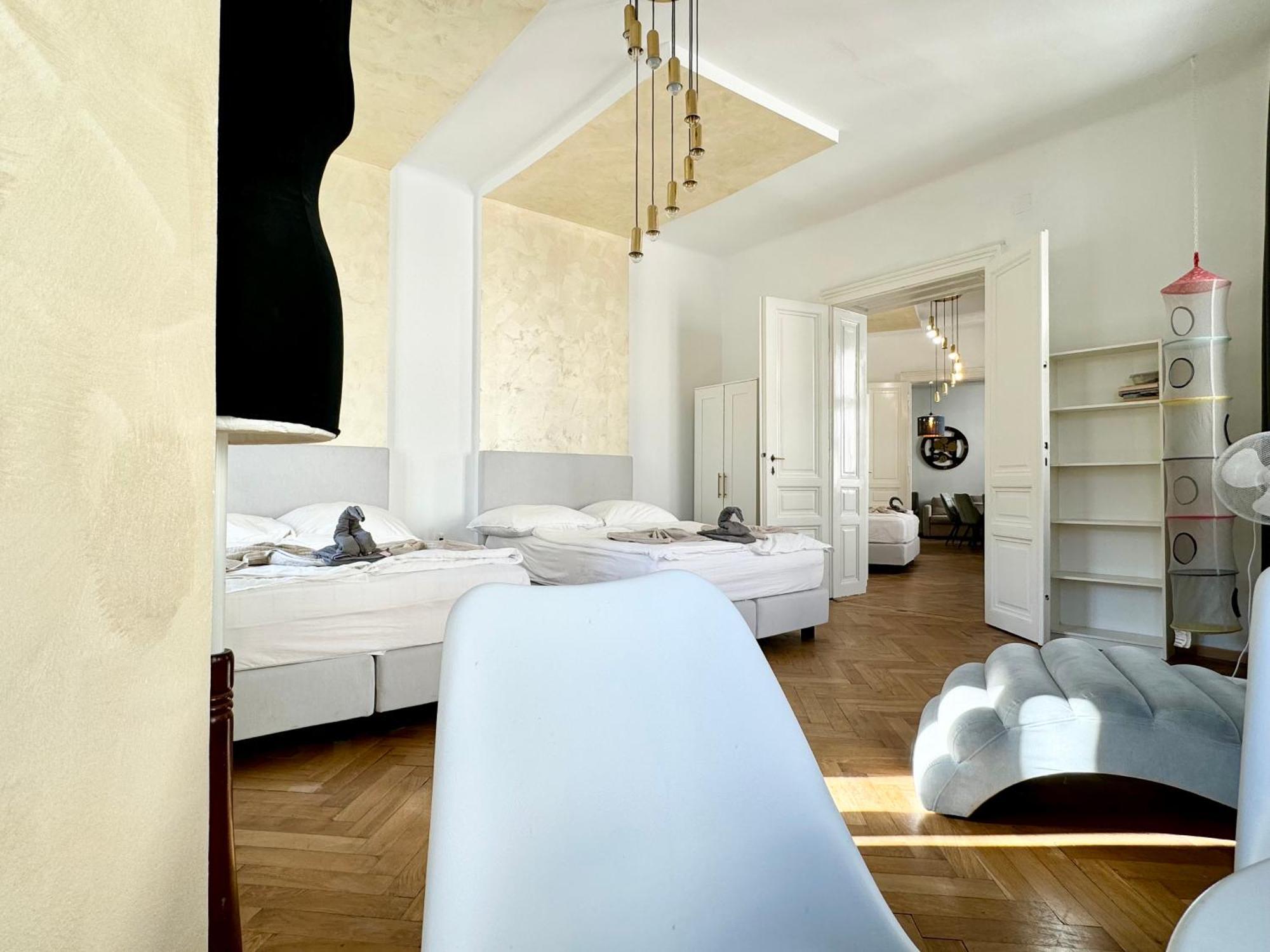 Premium Apartment Located At The Famous Vienna Kutschkermarkt Exterior foto